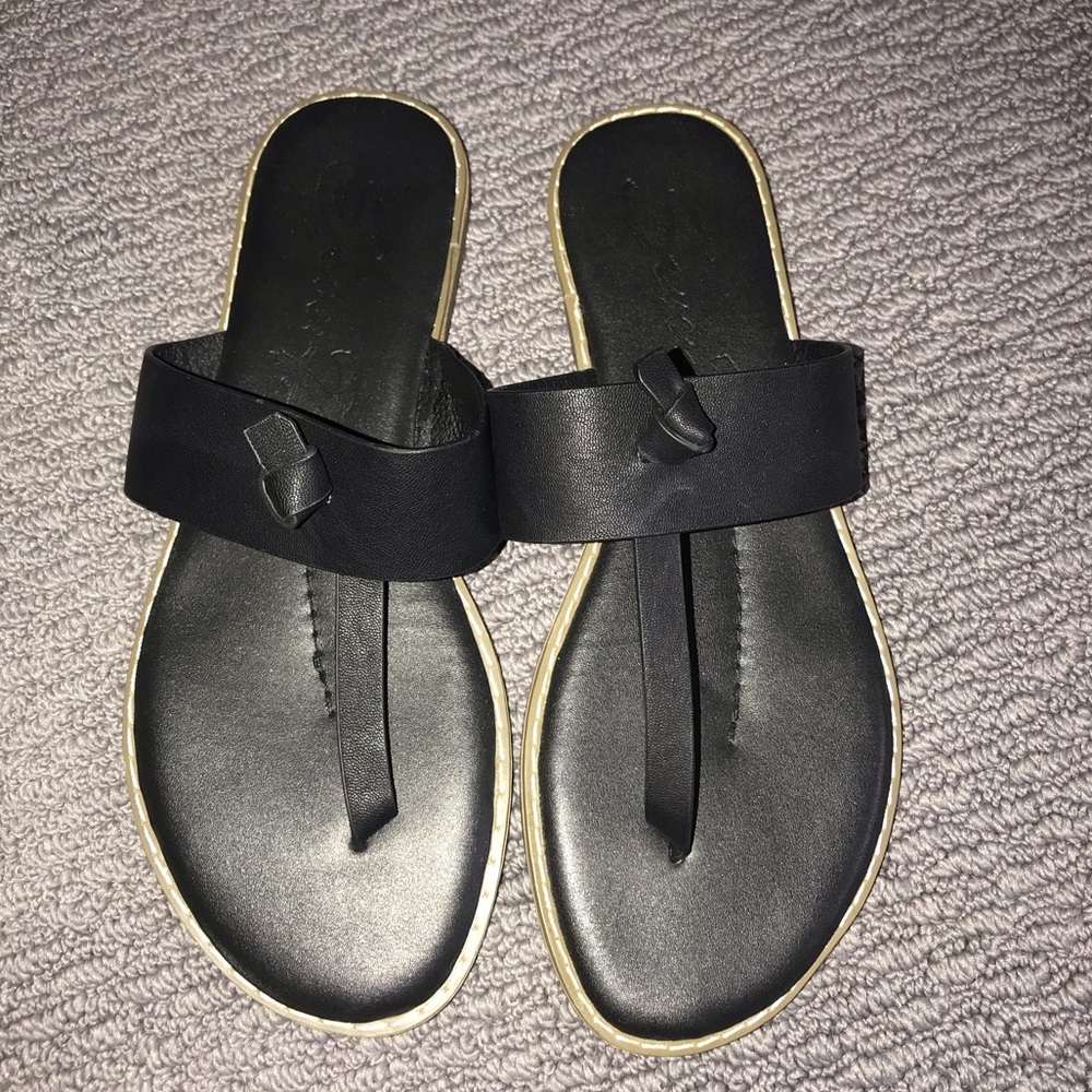 Seven for all mankind sandals size 9